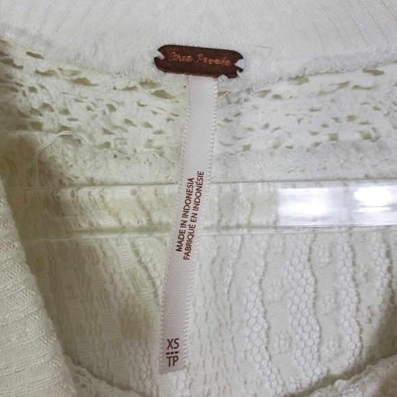 FREE PEOPLE SPRING VALLEY LACE THERMAL TOP - Picture 7 of 8